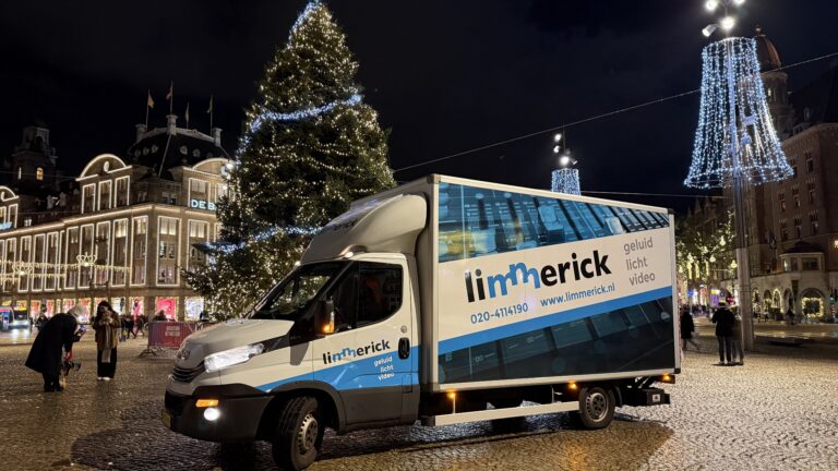 Limmerick bakwagen bij kerstboom Dam